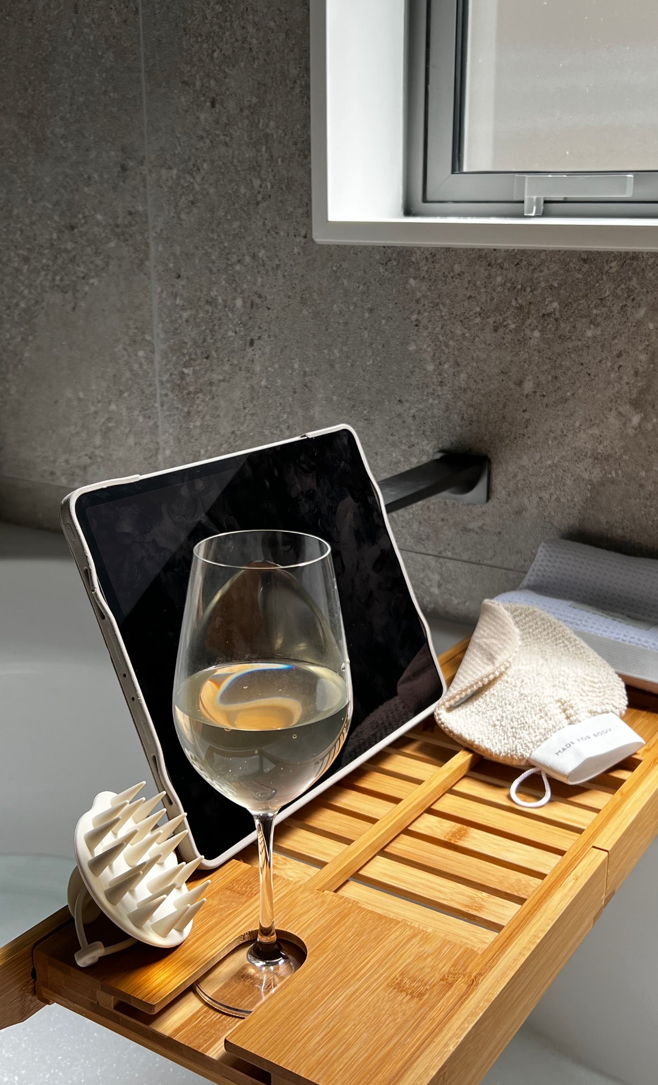 Exfoliating Glove & Scalp Massager Scrubber Set